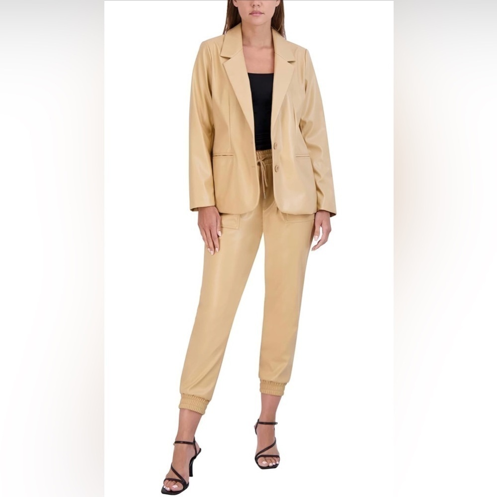 BCBGeneration Women's Relaxed Boyfriend Blazer Notch Lapel Button Jacket Size L